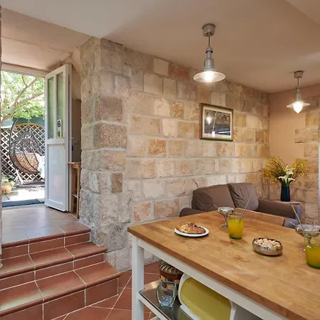 Borna 公寓 察夫塔特